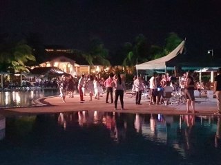 Bailando por toda Cuba